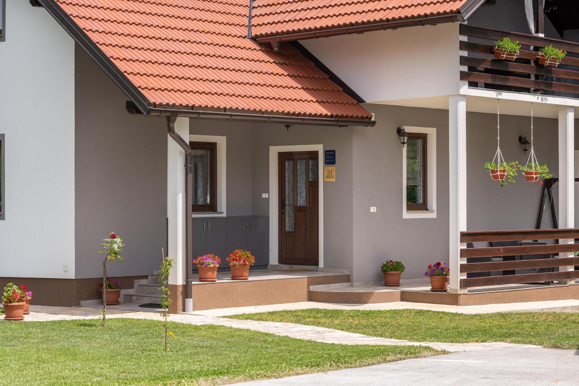 Deluxe Apartment With Jacuzzi - Patar Rakovica Exterior photo
